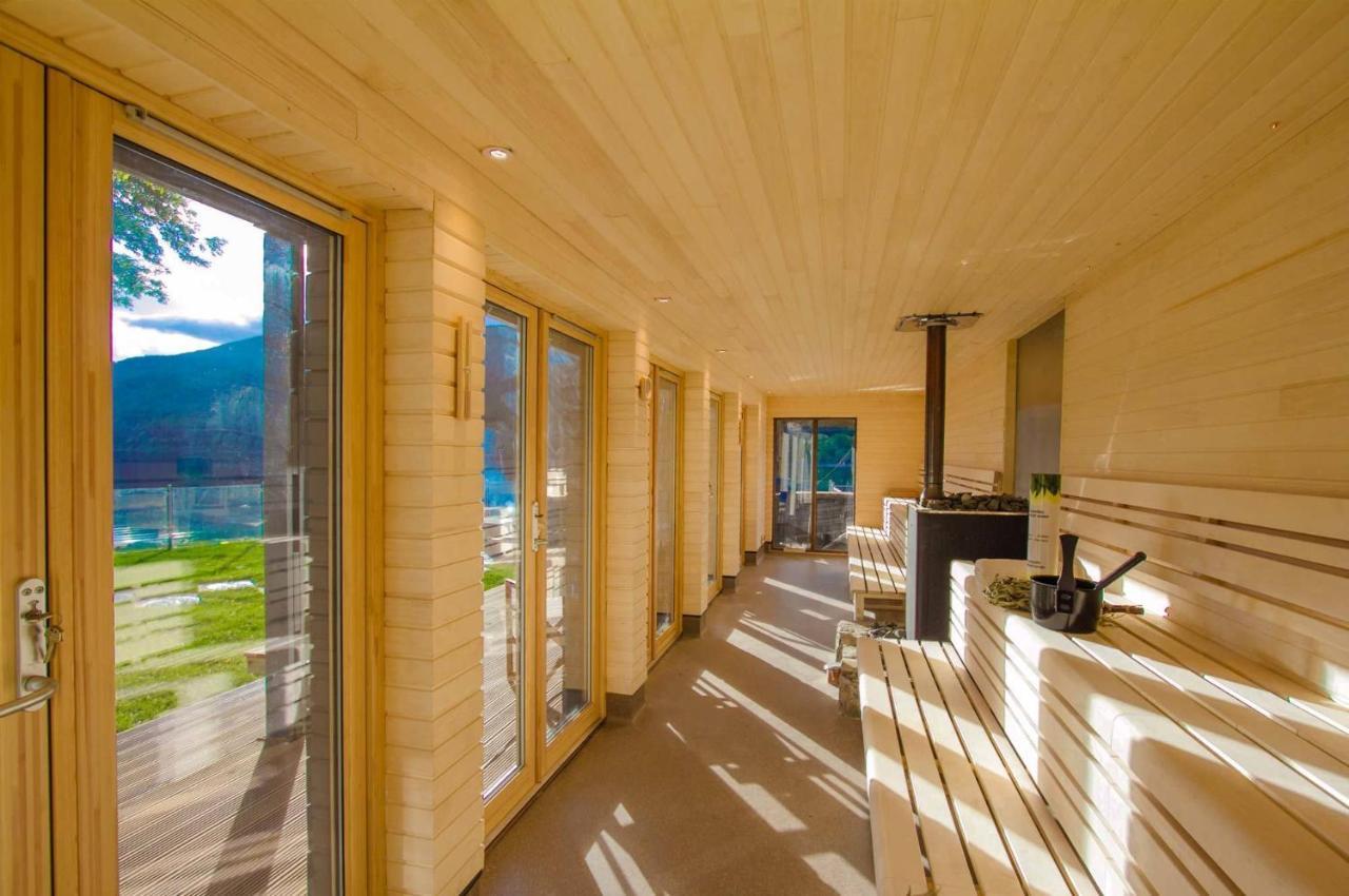 Taymouth Marina-Beinn Ghlas アバーフェルディ エクステリア 写真